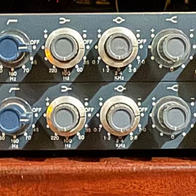 Neve 1066 1970’s - Grey image 2