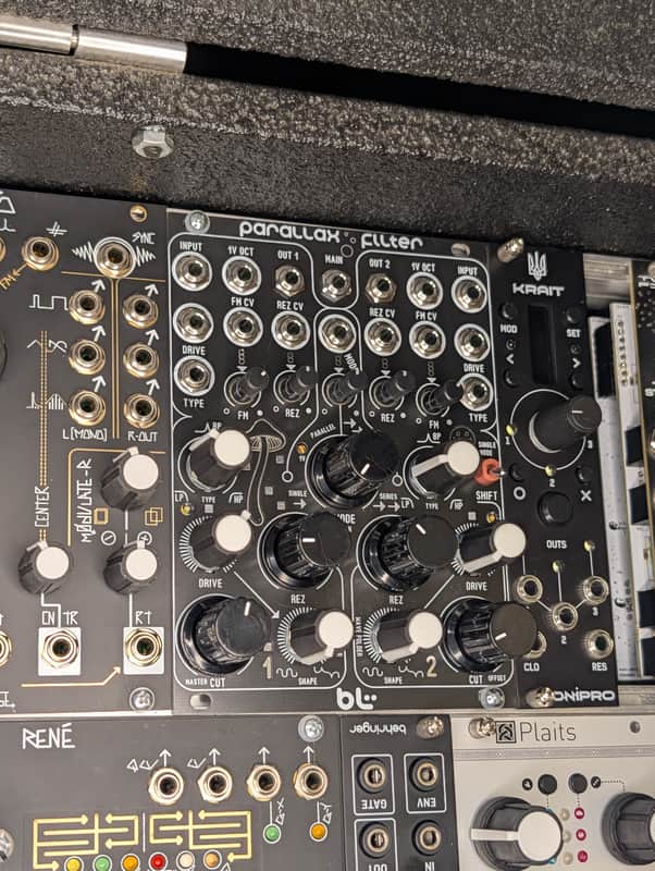 Blue Lantern Parallax Stereo Filter Mutable Blades Clone 2020s - Black image 1