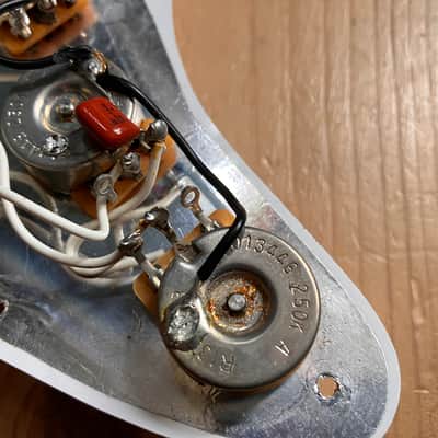 Fender Stratocaster Guitar Part Loaded Scratchplate SSS 1998 Mexico MIM image 7