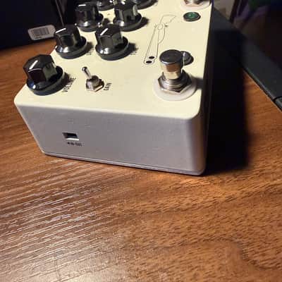 JHS Double Barrel V4 2017 - 2025 - White image 2