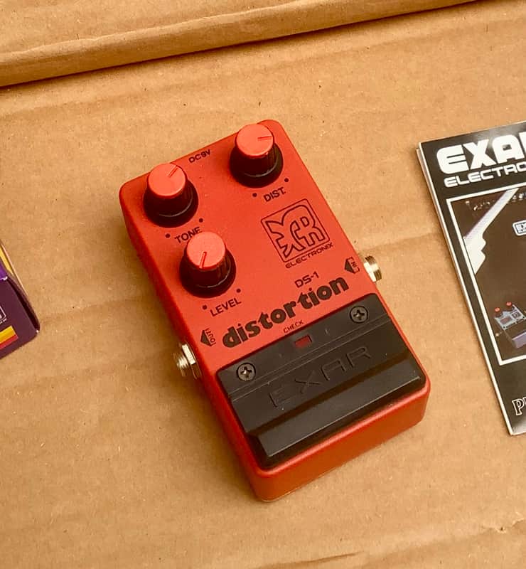 Exar Vintage distortion in Original box with manual image 1