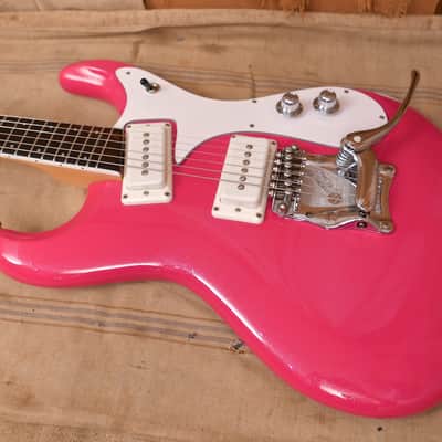 Mosrite V-88 1988 - Bubblegum Pink image 11