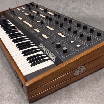 Elka Synthex ✅ Legendary Italian Analog Icon ✅RARE Vintage from 80s Synthesizer ✅ Classic 80s Sound ✅ Cleaned & Fully Checked ✅ Worldwide Shipping image 6