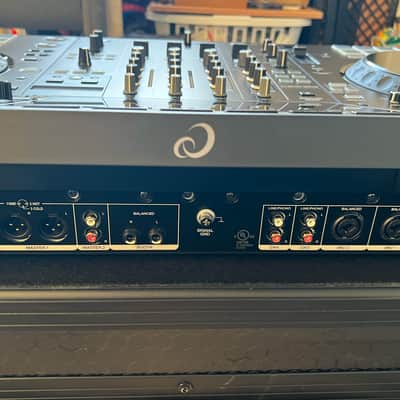 AlphaTheta XDJ-AZ 2025 - Black + Headliner Flight Case image 4