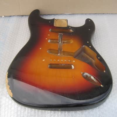 1983 SQUIER by FENDER STRATOCASTER JV SERIES BODY '62 - Made in JAPAN image 3