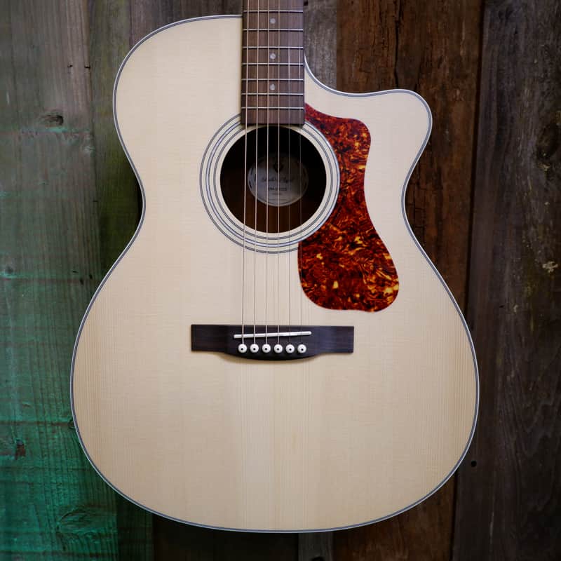 Guild Westerly Collection OM-240CE - Natural image 1