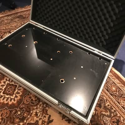 Guitar Pedal Board Flight Case - Large image 9