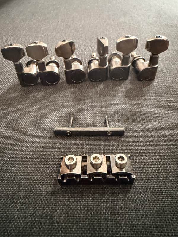 EVH Wolfgang Hardware - Black Nickel - Floyd Rose Special R2 Nut image 1