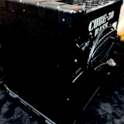 Roland Cube 30 - 30W COSM 2005 - Modeling - Black image 4