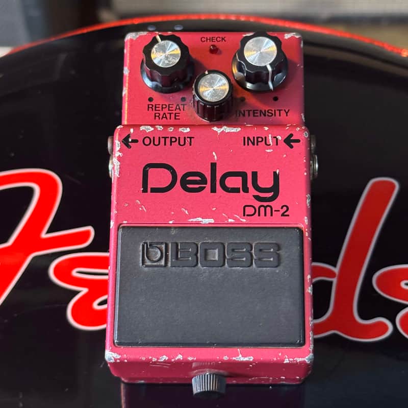 Boss DM-2 Delay Pedal | Reverb