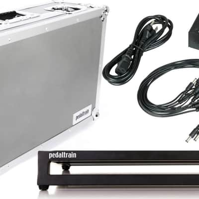 Pedaltrain Classic 2 4-RAIL, 24" x 12.5" PEDALBOARD w/Tour Case and Voodoo Lab Pedal Power 2 Plus Power Supply image 1