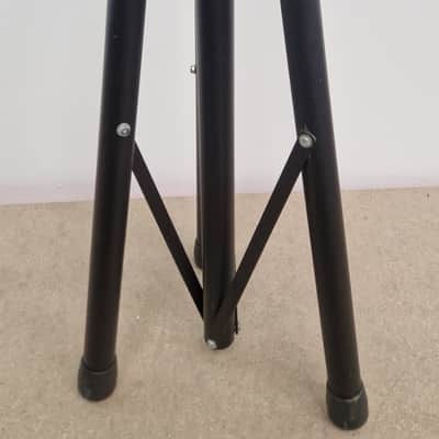 Unbranded - Tripod Stand - Good image 5