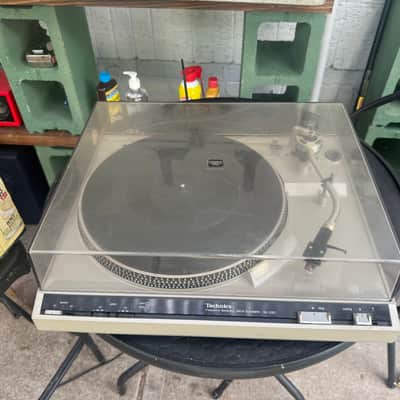 Technics SL-220 Turntable image 5