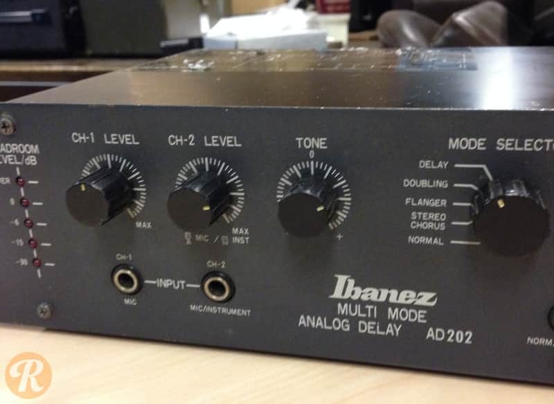 Ibanez AD202 Analog Delay | Reverb