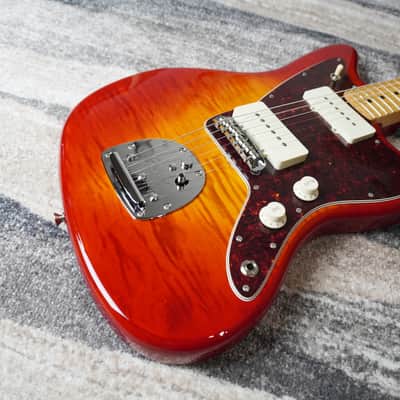 Fender MIJ 2024 Collection Hybrid II Jazzmaster FMT Flame Sunset Orange Transparent Made in Japan image 8