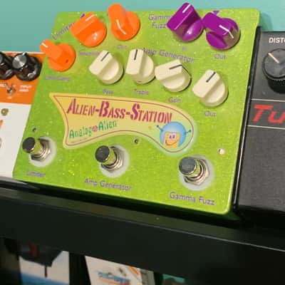 Analog Alien Alien Bass Station | Bass Preamp / Drive / Fuzz image 2