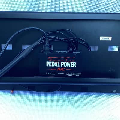 Voodoo Lab Ground Control, Pedal Switcher, Pedal Power, 1/4 snake, On-Stage Pedalboard image 9
