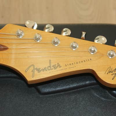 Fender Stratocaster Matthias Jabs of the Scorpions Signature Jabocaster - 1998 Limited Edition of 200 guitars - Candy Apple Red finish - Close to MINT condition ! image 13