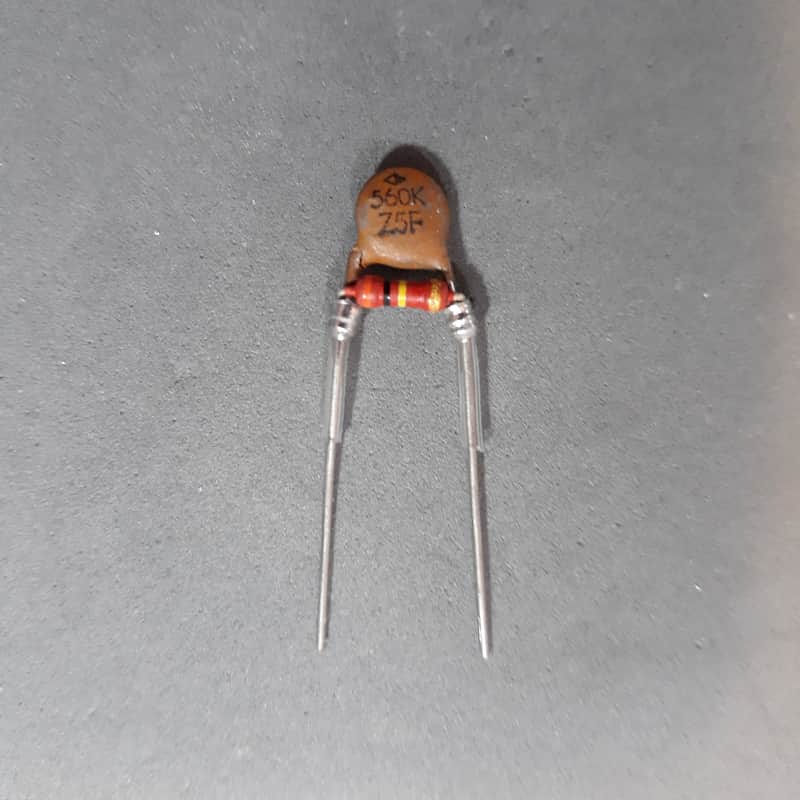 TREBLE BLEED "DiMarzio" Spec 560pF MIM Ceramic capacitor, 300K Red Baron MF resistor image 1