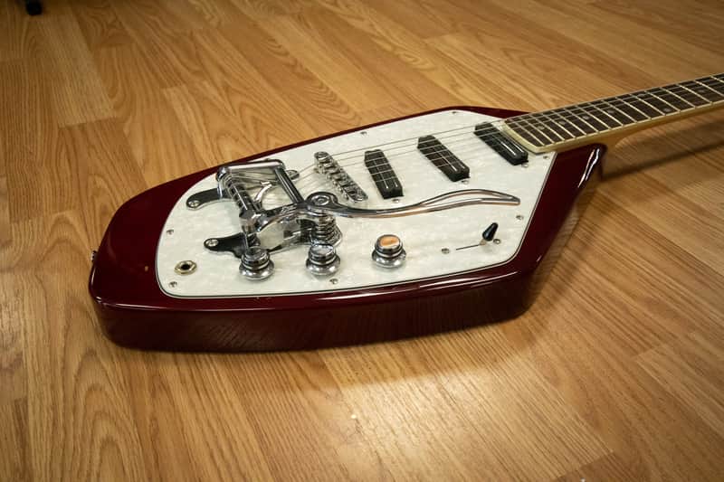 Eko Ghost VI Electric Guitar w/ case (Very Good) *Free Shipping