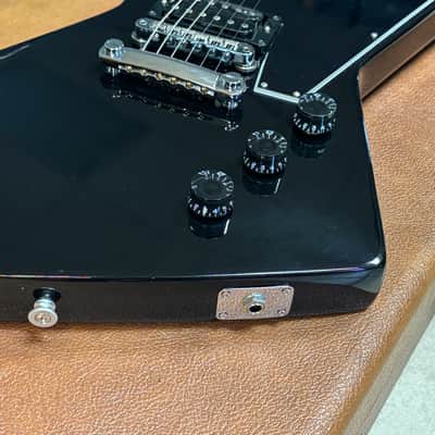 2023 Gibson '70s Explorer ebony black image 8