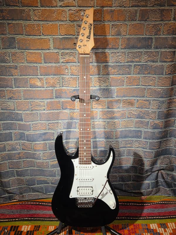 Ibanez GRX40-BK Gio Black image 1
