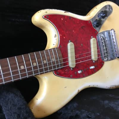 Fender Mustang Guitar with Rosewood Fretboard 1966 Olympic White image 5
