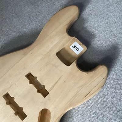 Basswood Jazz Bass Style Body Bild 2