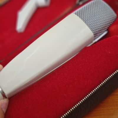 Sennheiser Sennheiser MD 421 Dynamic Microphone | 3-Pin | White / Silver | Original Case + Clamp image 15