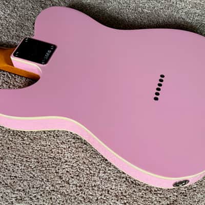 Squier FSR Classic Vibe 60's Custom Esquire 2025 Model in Shell Pink image 8
