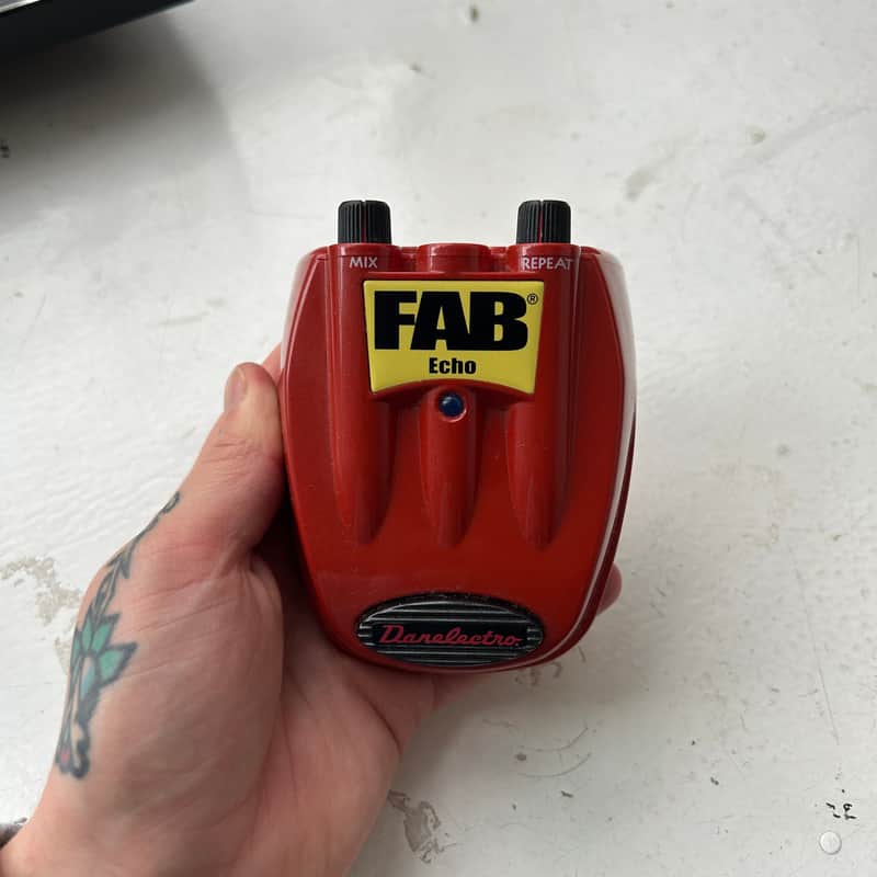 2010s Danelectro Fab Echo Red