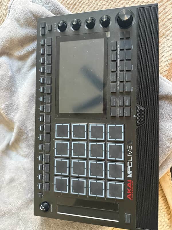Akai MPC Live III Standalone Sampler / Sequencer 2025 - Present - Black image 1