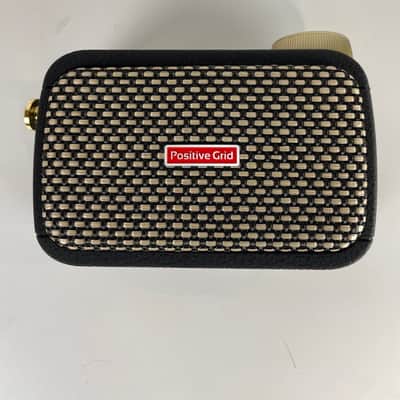 Positive Grid Spark GO Ultra-Portable Guitar Combo Amplifier, 5W, Black image 2