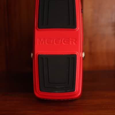 Mooer Pitch Step Polyphonic Pitch Shifter & Harmonizer | Reverb