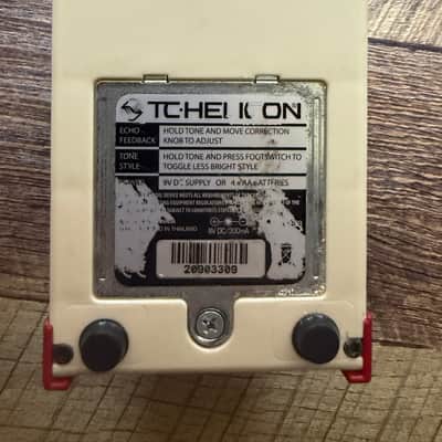 TC Helicon Mic Mechanic 2 2017 - 2021 - Red image 4