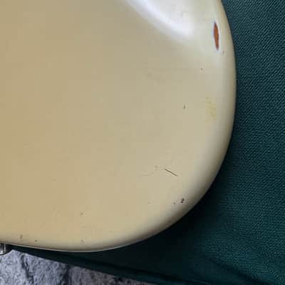 Fender Precision Bass, Maple Fretboard 1975 Olympic White image 6