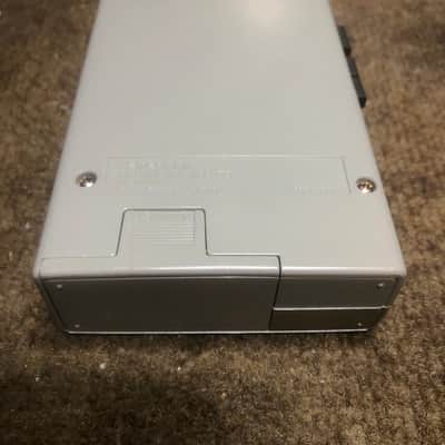 WalkMan Portable Cassette Player 80's image 17