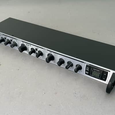 TC Electronic M300 Dual Engine Effects Processor 2000s - Silver image 1