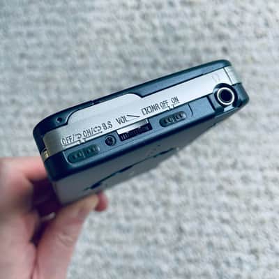 [RARE FULL SET] PANASONIC SX60 Walkman Cassette Player, Near Mint Gray, Working ! image 11