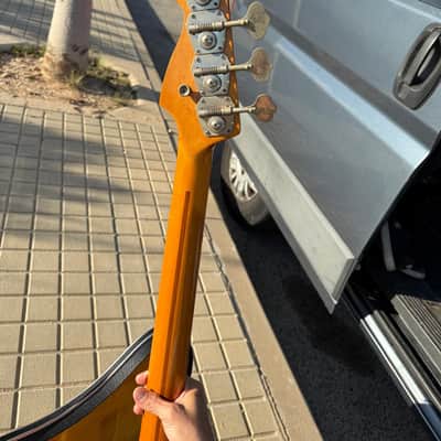Fender Precision Reissue 57 1982 - Fullerton - Fiesta Red image 4