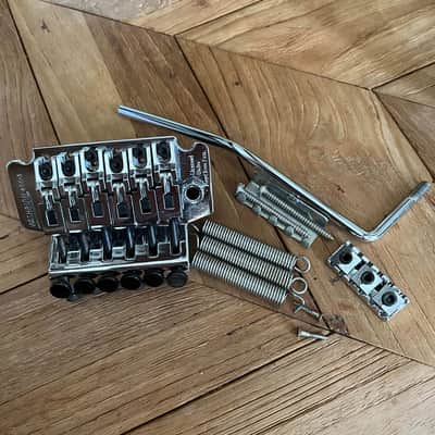 Washburn 600-S Floyd Rose Tremolo Dimebag Darrell - Chrome | Reverb