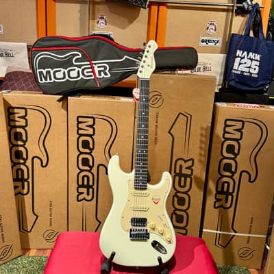 Mooer MSC10 PRO HSS VINTAGE WHITE image 2