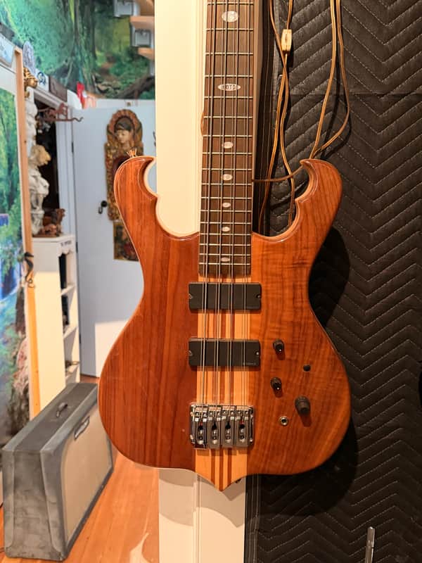"The Claw" (No Name) Beautiful 8 string bass 2020 image 1