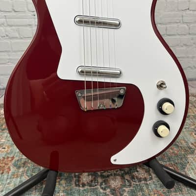 Danelectro Batwing '59 - Burgundy (Limited Production) image 2