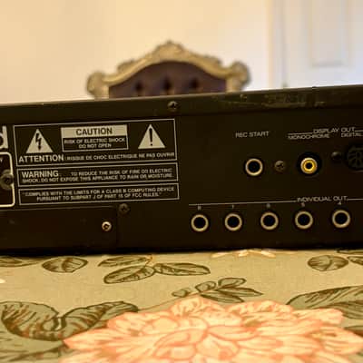 Qty 2 Roland  S550 Samplers with Extras!! image 4