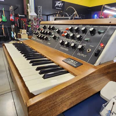 Moog Minimoog Model D 44-Key Monophonic Synthesizer 1971 - 1982 - Black / Wood image 4