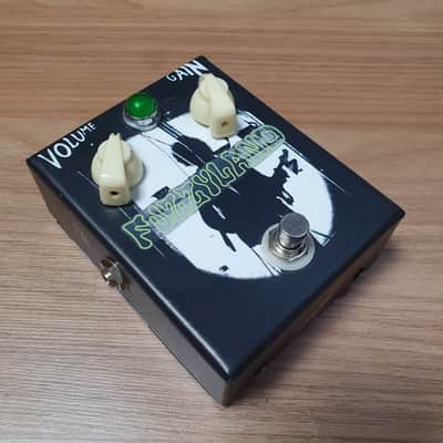 MG Pedals Fuzzyland - Black image 8