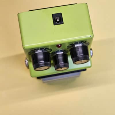 Maxon SD-9 Sonic Distortion 2010s - Neon Green image 3