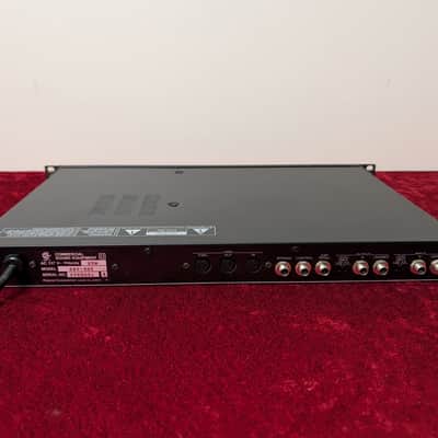 Immagine Roland SRV-330 Dimensional Space Reverb 1993 - 1998 - Black Rackmount Rack Mount Effects Unit - 9