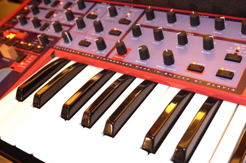 Clavia Nord Lead 1 W/ 12 Voice Expansion OS 2.6 Original Clavia Nord Lead 1 W/ 12 Voice Expansion OS 2.6 Original